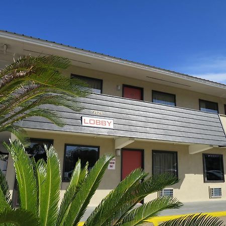 Executive Inn - Panama City Beach Upper Grand Lagoon Exterior photo