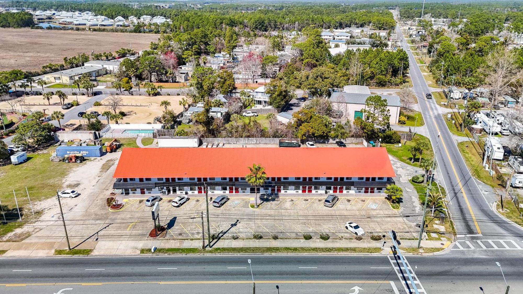 Executive Inn - Panama City Beach Upper Grand Lagoon Exterior photo